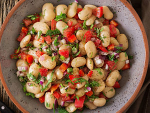 Bean and Tomato Salad for diverticulitis